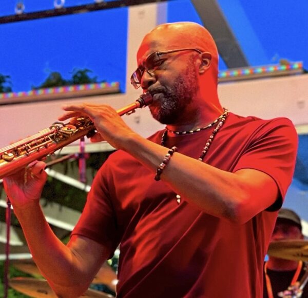 Saturday, November 2nd:  Dee Lucas–The Twenty Tour *** SOLD OUT!!   SOLD OUT !!  ***