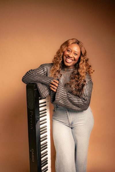 Open Mic Jam Hosted by Singer Chrys Dolcé